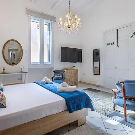 Cozy Carisma Lodging - Central, New And Independent Studio *