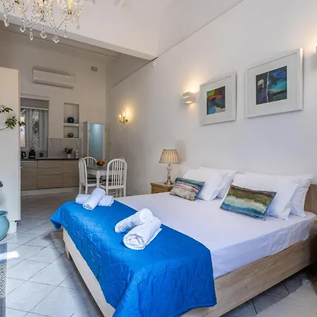 Cozy Carisma Lodging - Central, New And Independent Studio